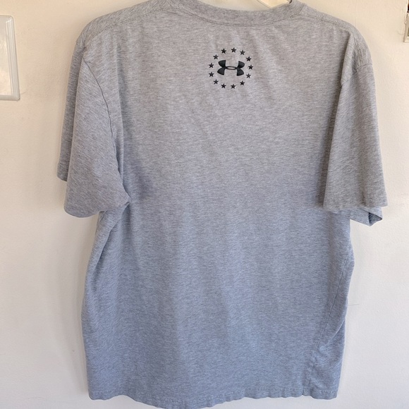 Under Armour Men S Support The Troops Gray Short—Sleeve Graphic T-Shirt - Picture 2 of 3